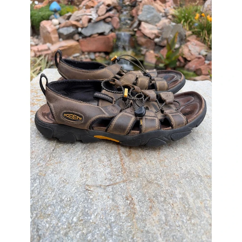 Keen Newport H2 Mens Brown Leather Waterproof Hiking Sandals Size 10